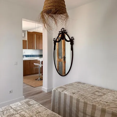 - Primera Linea De Playa Y Solarium Jo3 Estepona