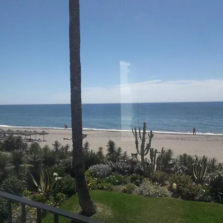 - Primera Linea De Playa Y Solarium Jo3 Apartamento Estepona