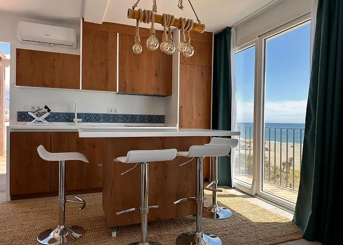 Lejlighed - Primera Linea De Playa Y Solarium Jo3 Estepona